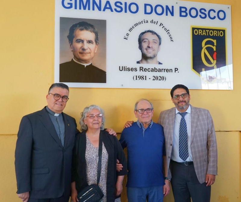 Ceremonia de inauguración del Gimansio 